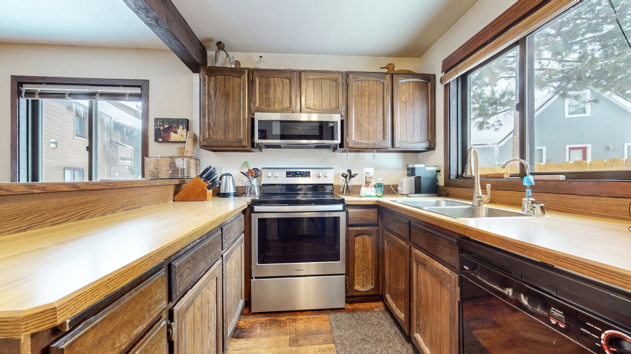 Private kitchen 5, Wildflower #39 1 Bedroom Condo, Mono