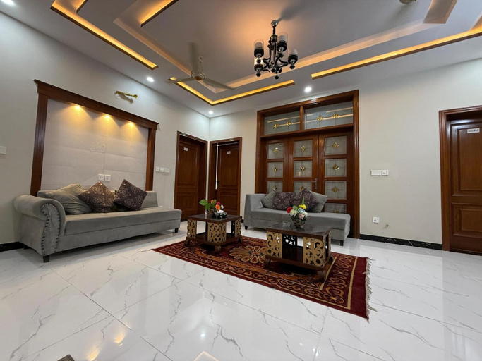 Interior, Lux Lodges Guest House, Islamabad