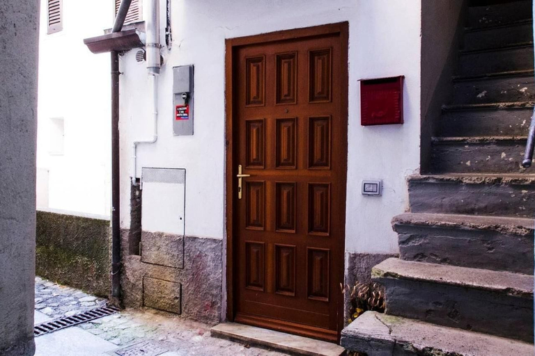 Exterior detail, La Dolce Vista, Como