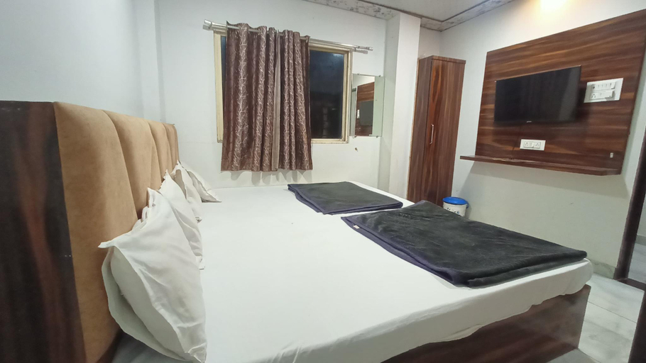 Bedroom 3, Hotel Anmol Palace , Ujjain