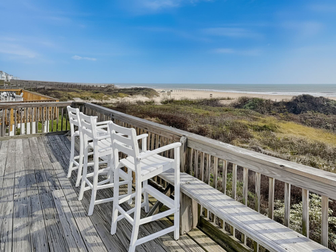 Front of property 2, Bibbiti Bobbiti, Galveston