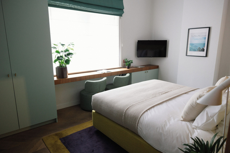 Room 5, A Place - Schuttershofstraat 55, Antwerpen