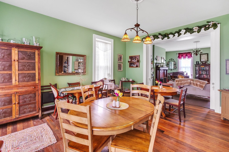 Dining 4, Dickinson Room by Main Street Bed & Breakfast, Barren