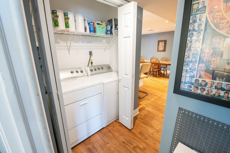 Interior 4, Stylish Notre Dame Condo Sleeps 6 2 Bedroom Condo, Saint Joseph