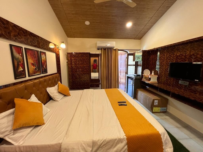 Room 2, Redwings Studio, North Goa