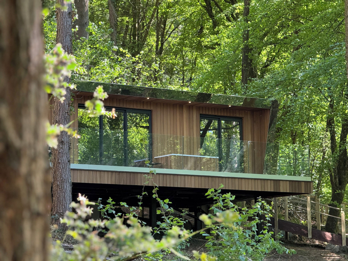 Others 4, Forest Lodges, Conwy