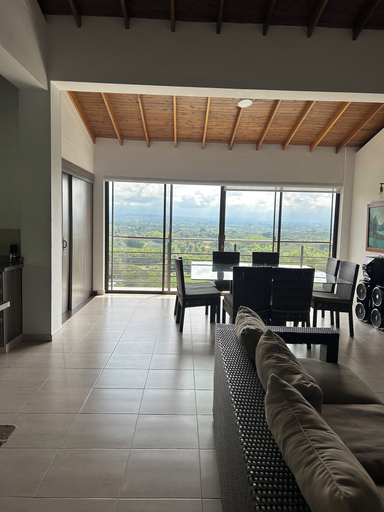 Living area 2, Mirador Forest House Pueblo Tapao, Montenegro