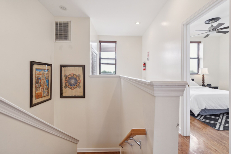 Interior 5, Spacious 4BR Condo Pool Table Near McCormick, Cook
