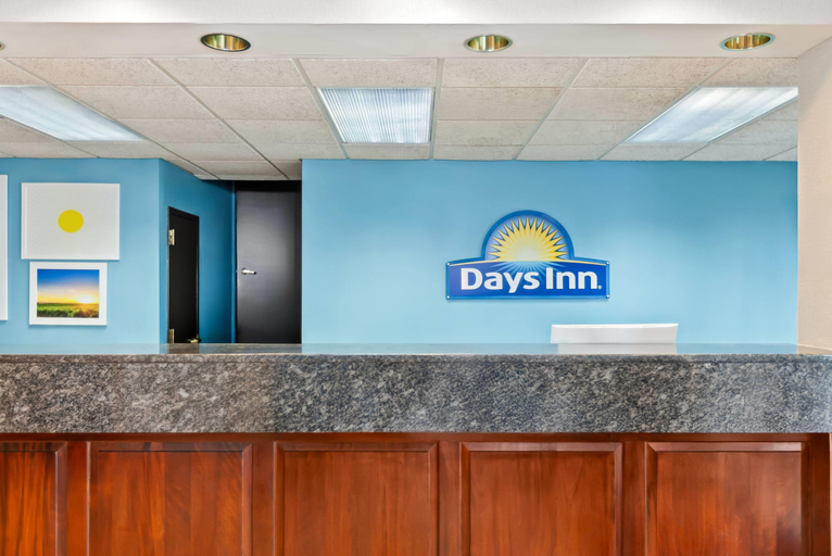 Public Area 3, Days Inn by Wyndham Saint Pauls, Robeson