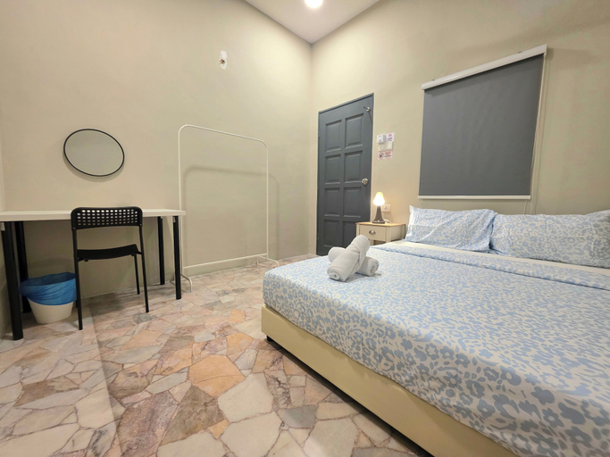 Room 5, Room at Macalister near to LohGuanLye, Pulau Penang