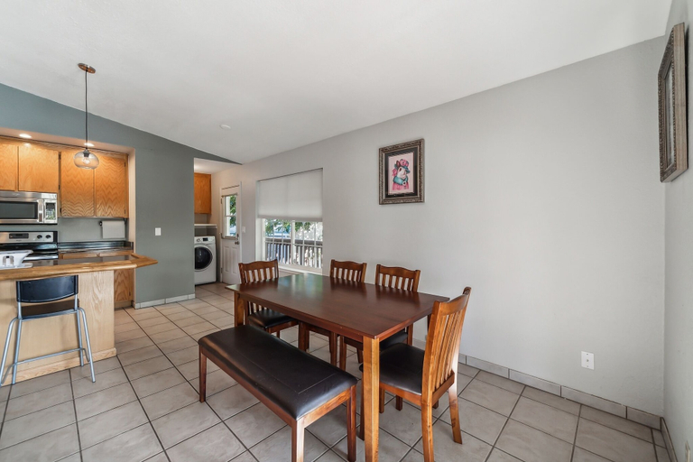 Dining 2, Lakefront Home Private Boat Ramp, Clear Lake, Lake