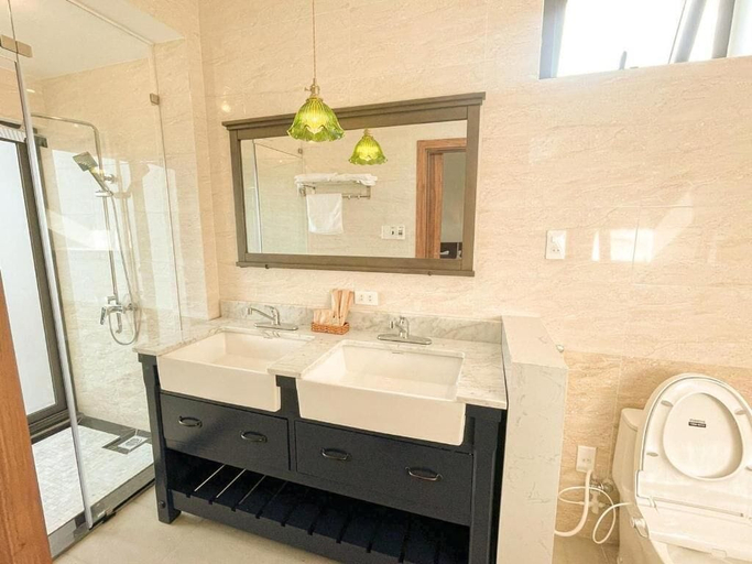 Bathroom 3, Gio Hotel in Hue, Huế