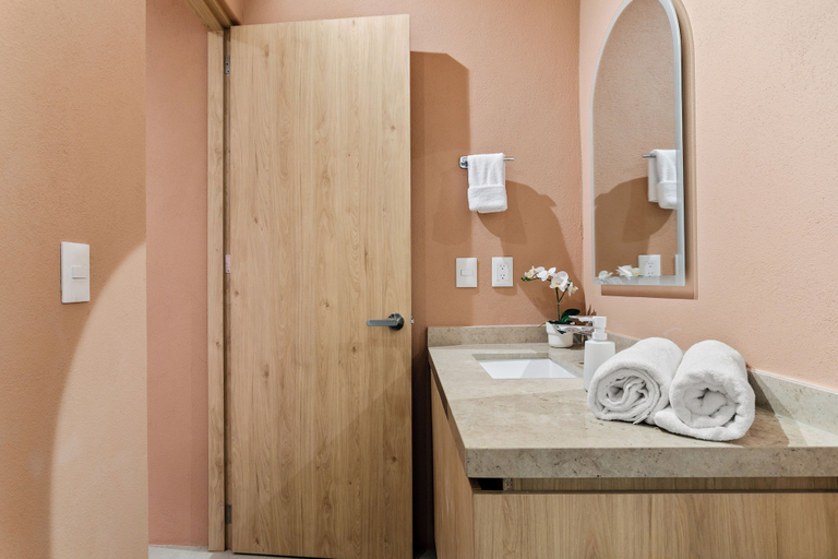 Bathroom 2, Damián Carmona by Homirent, Querétaro
