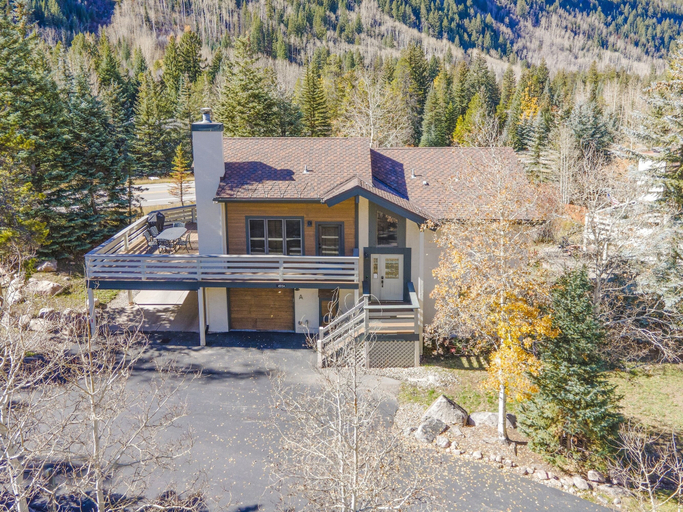 Exterior 3, 4515 Bighorn Rd. 4 Bedroom Home by RedAwning, Eagle