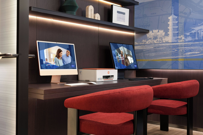 Business center, Hampton by Hilton Yichun, Yichun