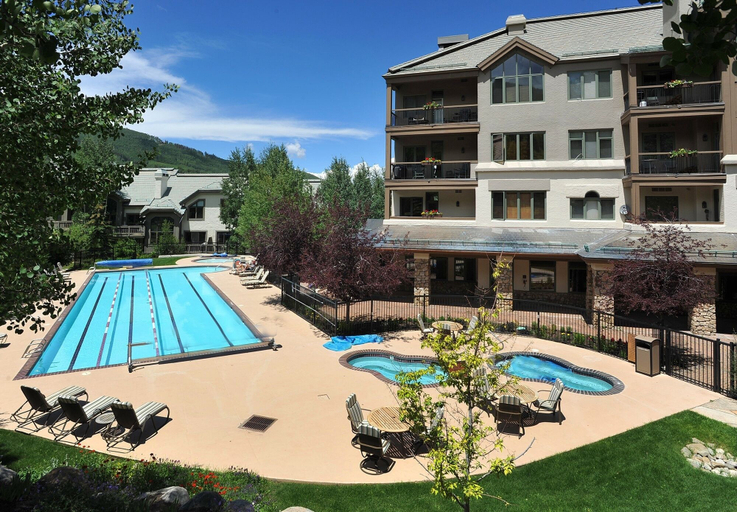 Pool 2, Highlands Westview 202 3 Bedroom Condo by RedAwning, Eagle
