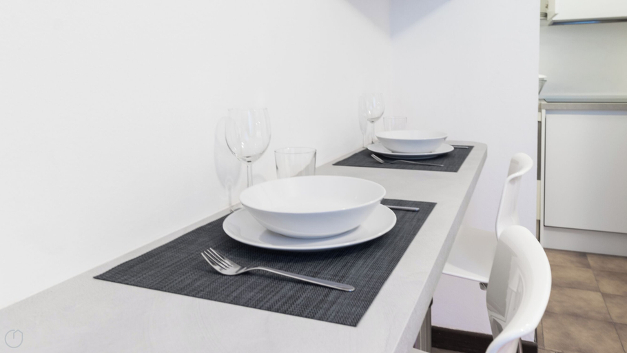 Others 3, Italianway Comfort - San Maurilio 20 B, Milano
