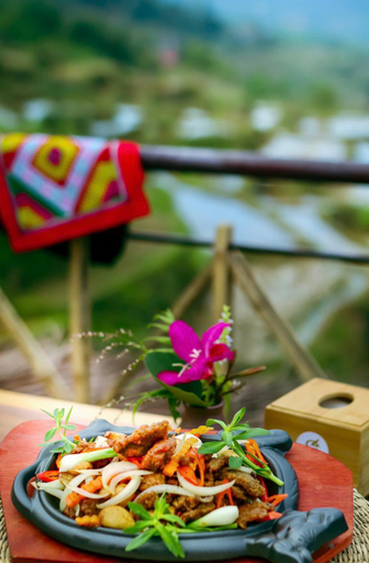 Restaurant 5, Puluong Qui E Ora, Bá Thước