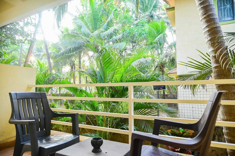 Property grounds 5, Navratna Guest House, North Goa