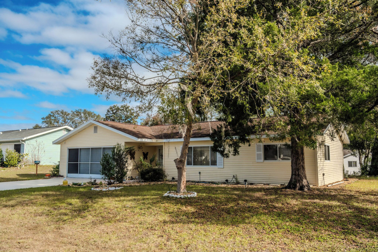 Exterior 3, Ocala - WEC., Marion