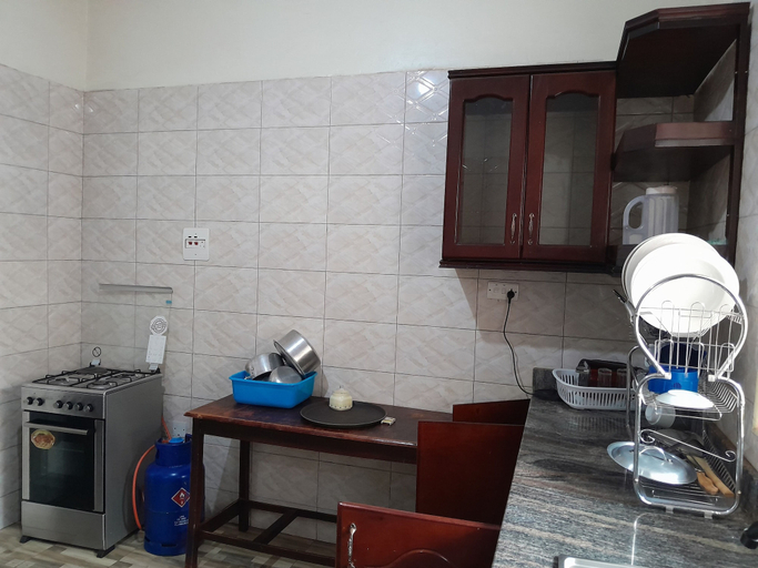 Private kitchen, Malaika Apartments Uganda, Busiiro