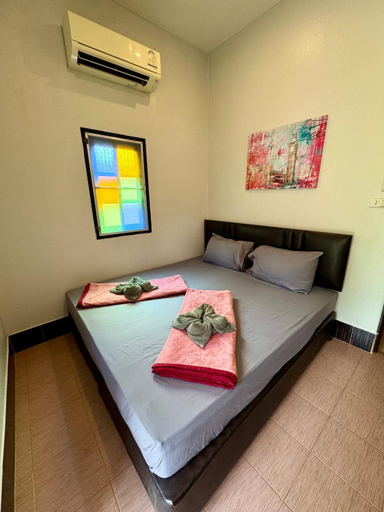 Bedroom 2, Sea Flower Resort, Koh Chang