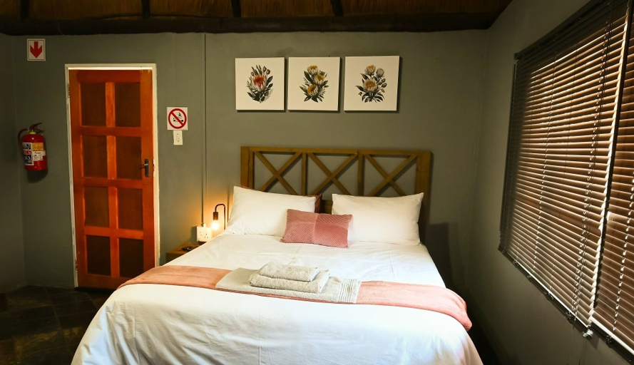 Room 2, Comar Lodge, Vhembe