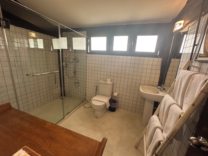 Bathroom 4, Mango Tree Resort, Muang Chiang Mai