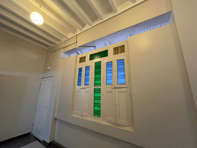 Interior 3, Auro Mithra Heritage Stay, Puducherry