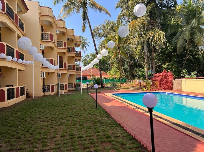 Pool 4, Redwings Studio, North Goa