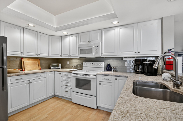 Private kitchen 5, Wildwood Crest Seapointe Village Condo 2 Bedroom Condo, Cape May