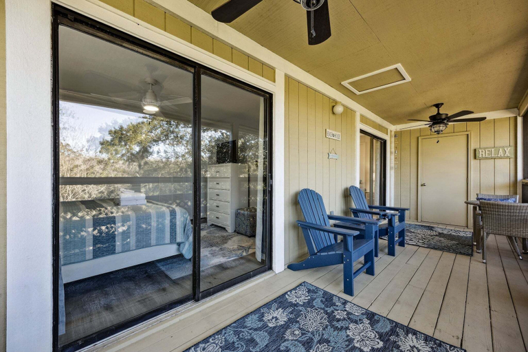 Terrace/patio 4, 4f Amelia Landings 2 Bedroom Condo, Nassau