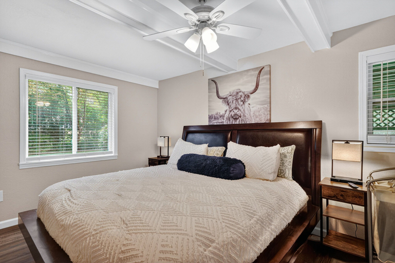 Room 3, Cozy Moultrie Home With Backyard Retreat 3 Bedroom Home, Colquitt