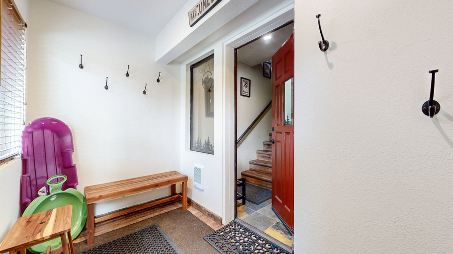 Interior 4, Mammoth Sierra Townhomes #25 3 Bedroom Condo, Mono
