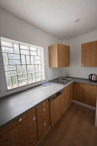 Private kitchen 5, Frankfurt West Family Stay, Groß-Gerau