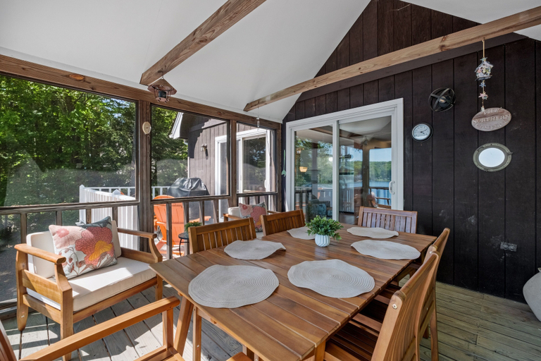 Outdoor dining, Idyllic Lakeside Getaway 4 Bedroom Home by RedAwning, Belknap