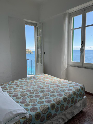 Bedroom, La Scuna Apartment, La Spezia