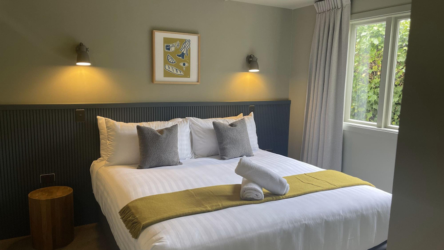 Bedroom 2, The Elmwood Motel, Christchurch