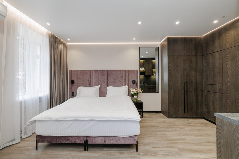 Bedroom 2, Apartments in City Center Area, Holosiïvs'kyi