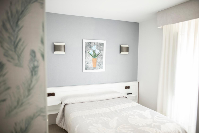 Bedroom 3, Hostal La Corte, Palencia