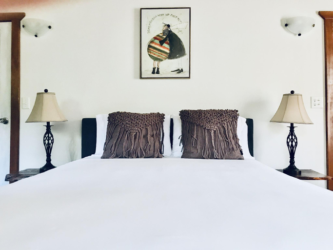 Bedroom, Sattva Land