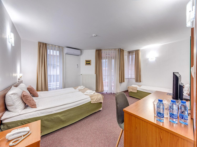 Bedroom 2, Hotel Elit, Devin