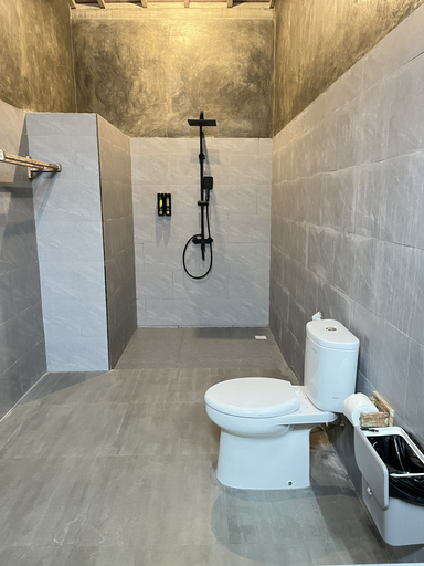 Bathroom 4, Menjangan Dive Lodge, Buleleng