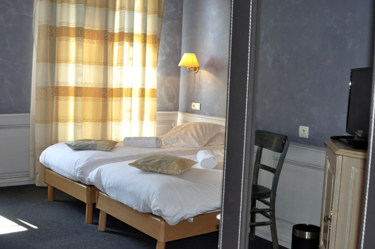 Bedroom 2, Logis Hotel-Restaurant du Herrenstein, Bas-Rhin
