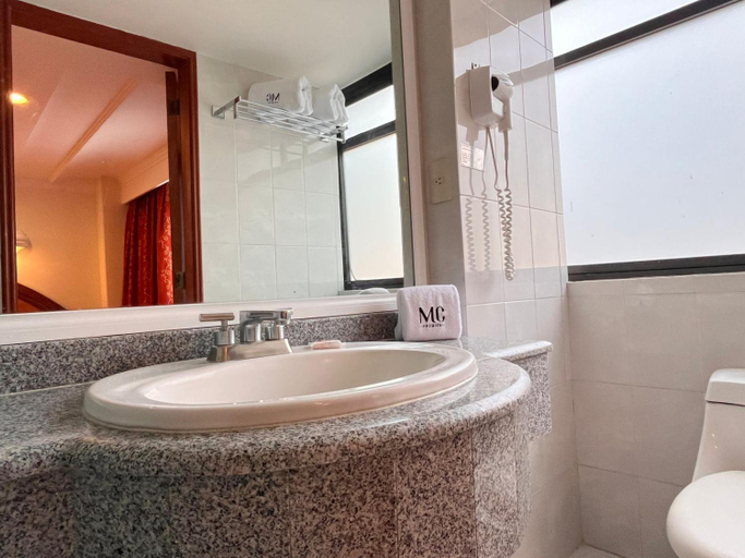 Bathroom 4, Hotel Premier, Mexico City