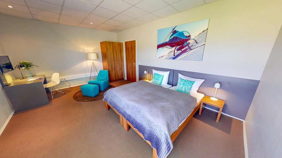 Bedroom 2, Aircraft Hotel & Events, Tuttlingen