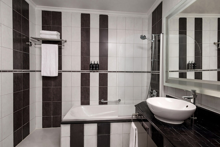 Bathroom 4, Millennium Central Hotel Doha, Doha