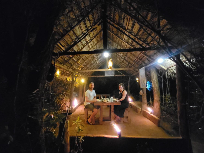 Food & Drinks 5, Grand freedom, Dambulla