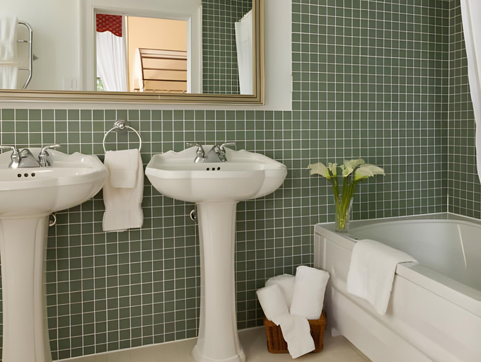 Bathroom 1, Brampton 1860, Kent