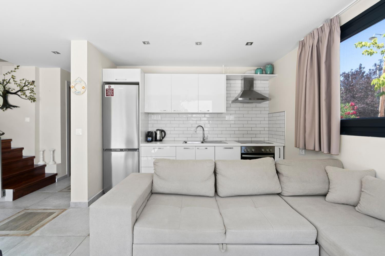 Others 5, Onar Villa, Ionian Islands